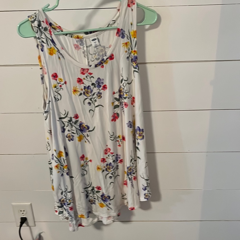 Womens old navy tank size large